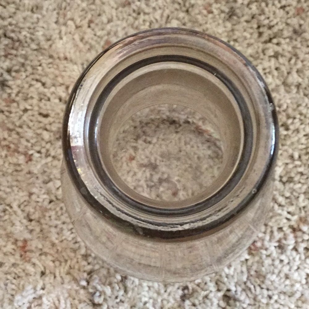 1948 Borden milk bottle - Picture 2 of 4